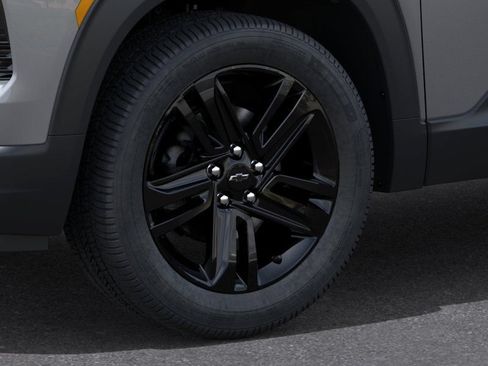New 2026 Chevrolet TrailBlazer LT w/ Convenience Package FWD image 9
