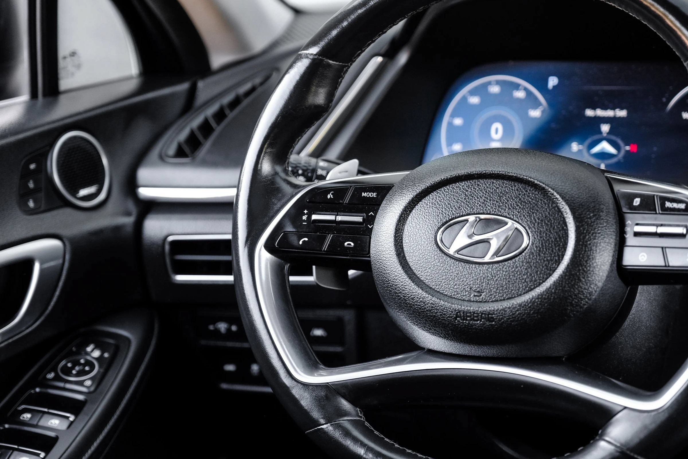 Used 2022 Hyundai Sonata Limited FWD image 21