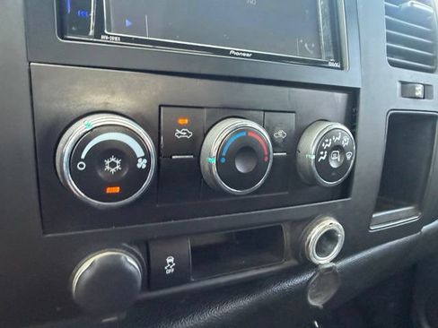 Used 2012 Chevrolet Silverado 2500 LT w/ Z71 Appearance Package AWD/4WD image 18