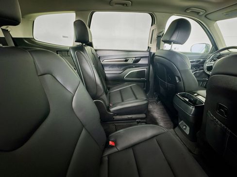 Used 2025 Kia Telluride S AWD/4WD image 26