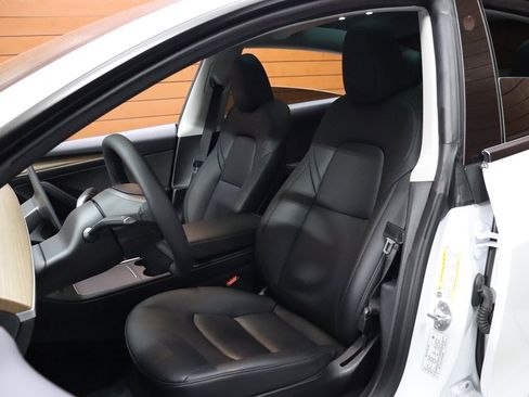 Used 2023 Tesla Model 3 Long Range image 36