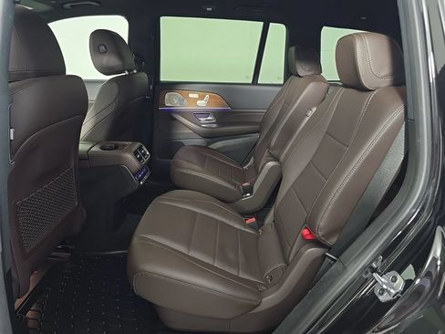Certified 2022 Mercedes-Benz GLS 450 4MATIC image 15
