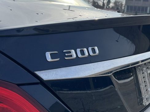 Used 2015 Mercedes-Benz C 300 4MATIC Sedan image 11