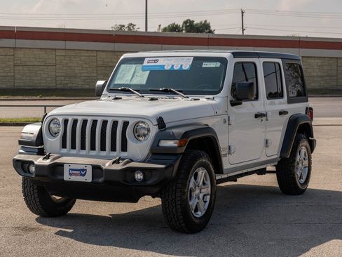 Used 2021 Jeep Wrangler Unlimited Sport S image 3