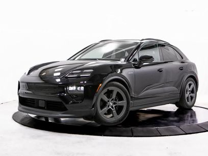New 2025 Porsche Macan 4 Electric