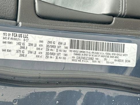 Used 2018 Jeep Grand Cherokee Altitude AWD/4WD image 34