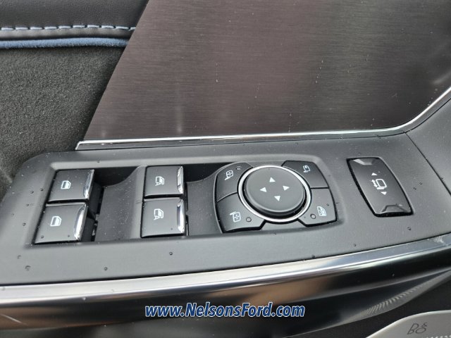 New 2026 Ford F250 Platinum AWD/4WD image 16