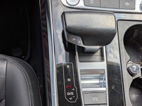 Used 2019 Audi Q8 Premium AWD/4WD image 26