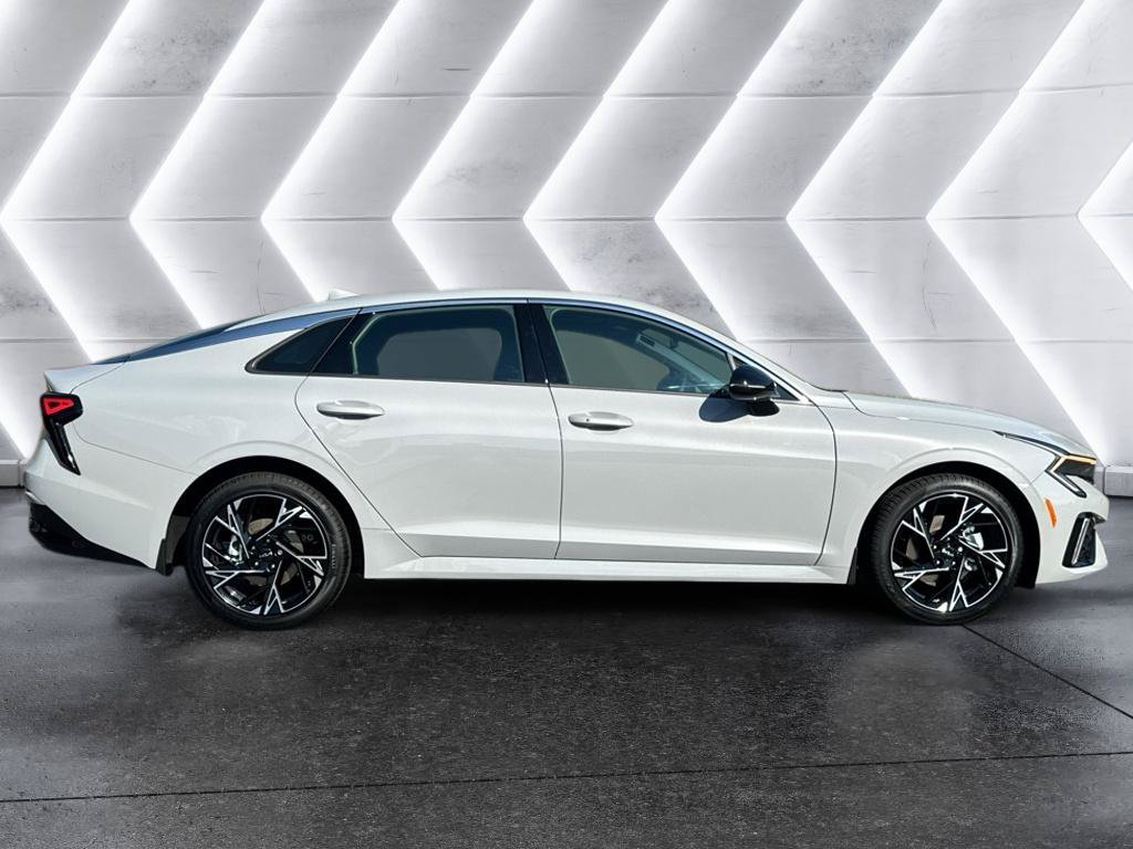 New 2026 Kia K5 GT-Line FWD image 4
