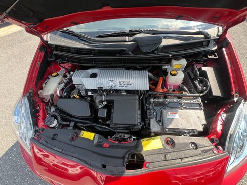 Used 2010 Toyota Prius Two FWD image 38