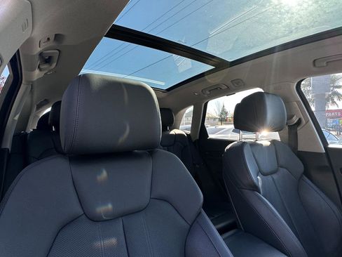 Used 2018 Audi Q5 Prestige w/ Prestige Package AWD/4WD image 22