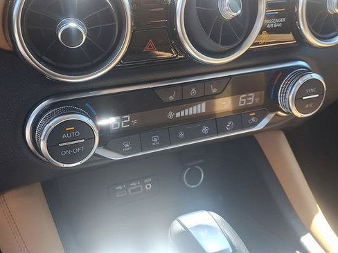 Certified 2023 Nissan Sentra SV w/ SV Premium Package FWD image 17