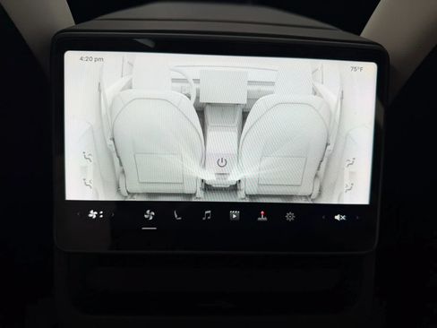 Used 2026 Tesla Model Y Long Range AWD/4WD image 17
