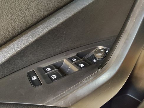 Used 2019 Volkswagen Jetta S FWD image 27