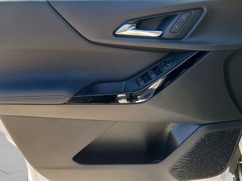 New 2026 Chevrolet Equinox LT w/ Midnight Edition image 15