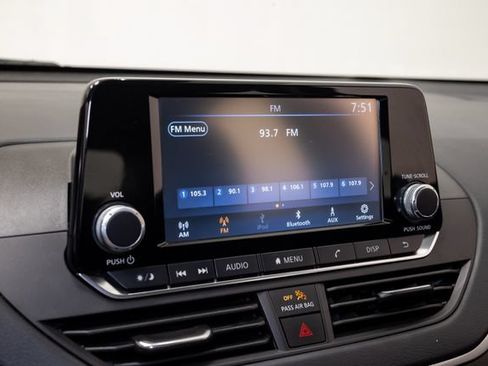 Used 2023 Nissan Altima 2.5 S FWD image 15