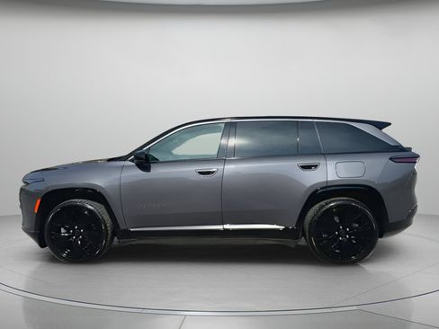 Used 2025 Jeep Wagoneer S Launch Edition image 16