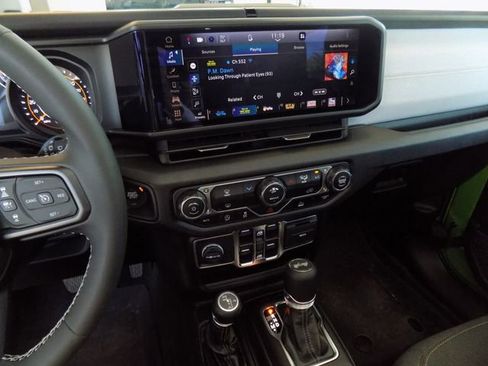 Certified 2025 Jeep Wrangler Unlimited Sport AWD/4WD image 17