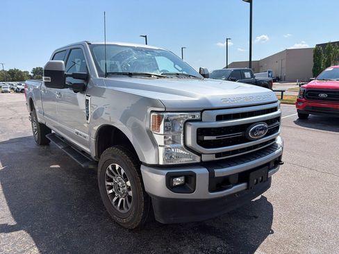 Used 2022 Ford F250 Lariat w/ Lariat Ultimate Package AWD/4WD image 5