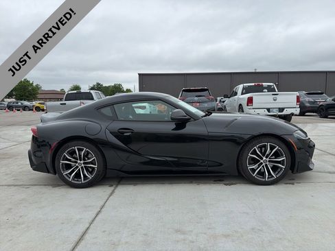 Used 2021 Toyota Supra w/ Safety & Technology Package RWD image 3
