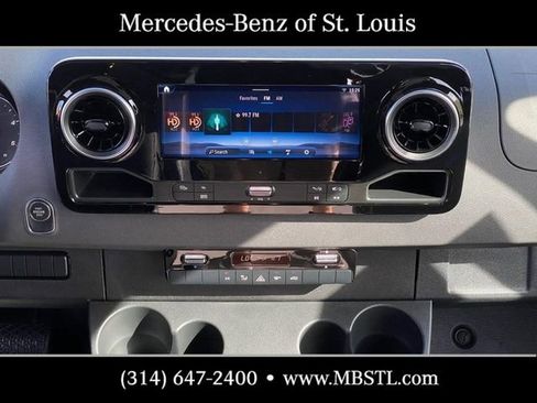 New 2025 Mercedes-Benz Sprinter 3500 image 9