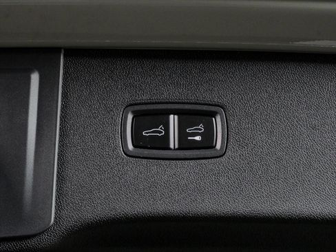New 2026 Porsche Cayenne AWD/4WD image 33