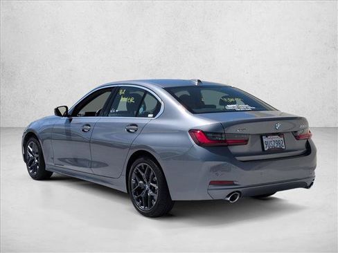 Used 2025 BMW 330i xDrive Sedan w/ Convenience Package AWD/4WD image 9
