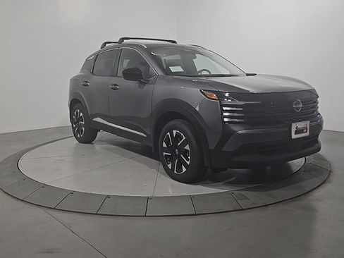 New 2026 Nissan Kicks SV w/ Cold Weather Package AWD/4WD image 7