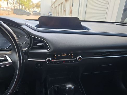 Used 2020 MAZDA CX-30 FWD w/ Preferred Package image 19