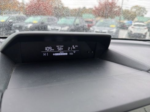 Used 2023 Subaru Crosstrek 2.0i image 41