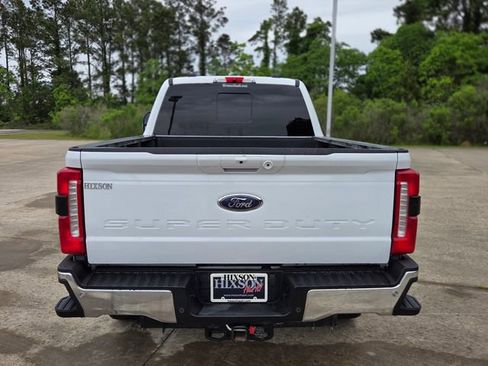 Used 2024 Ford F250 Lariat w/ FX4 Off-Road Package AWD/4WD image 4