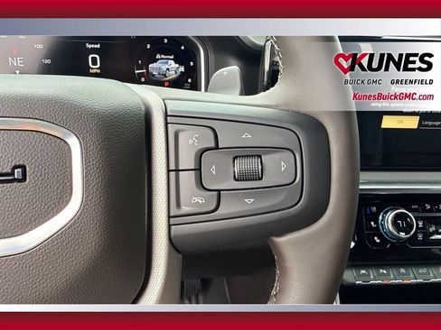 New 2026 GMC Sierra 1500 Denali w/ Denali Reserve Package AWD/4WD image 18