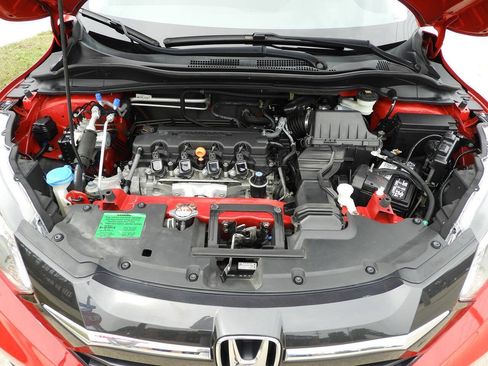 Used 2018 Honda HR-V LX image 40