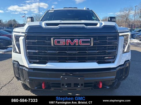 New 2026 GMC Sierra 2500 AT4X image 2