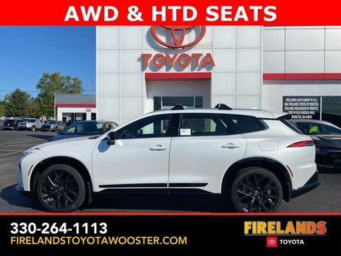 New 2025 Toyota Crown Signia image 13