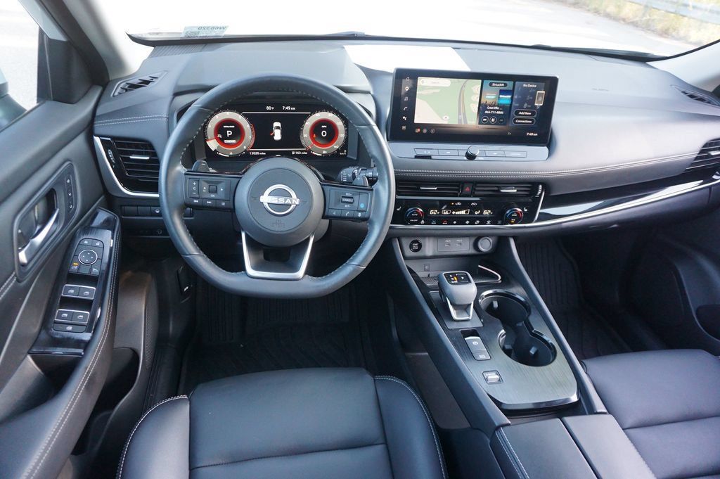 Used 2024 Nissan Rogue SL w/ SL Premium Package FWD image 6