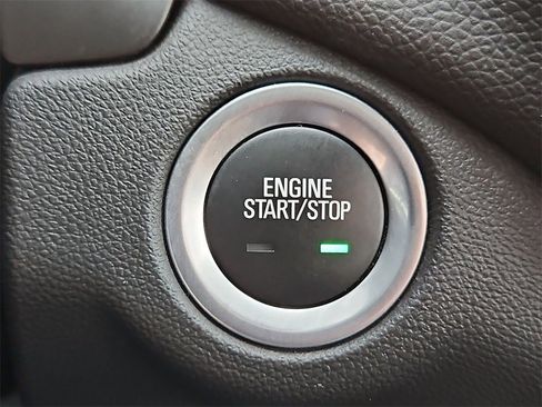 Certified 2024 Chevrolet Equinox LT image 17