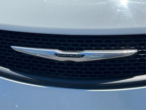 Used 2023 Chrysler Voyager LX FWD image 34