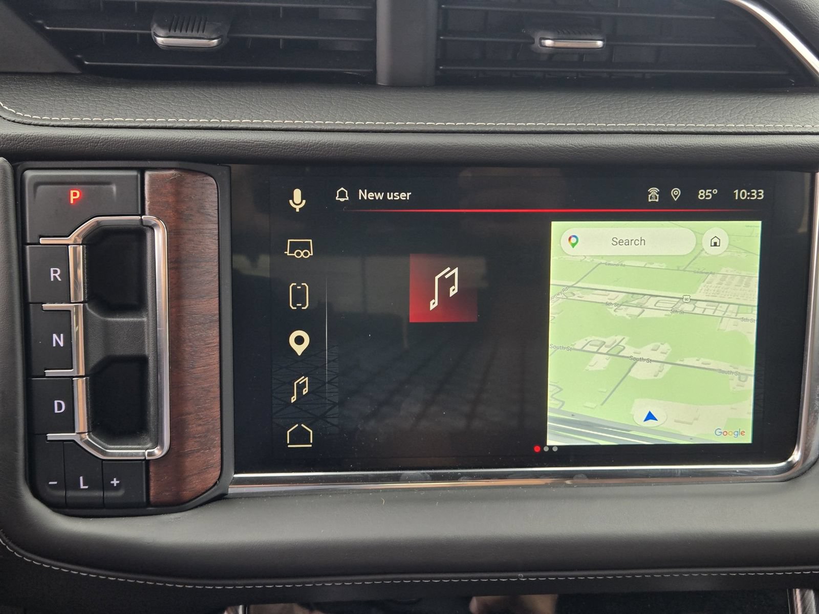 Used 2023 GMC Yukon Denali Ultimate AWD/4WD image 16