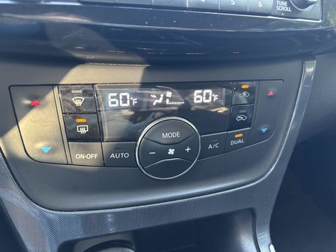 Used 2018 Nissan Sentra SR w/ SR Midnight Edition Package FWD image 26