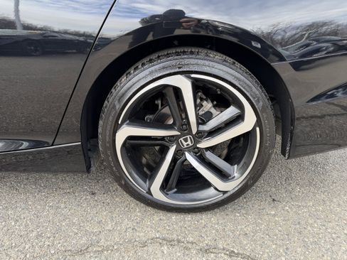 Used 2022 Honda Accord Sport image 8
