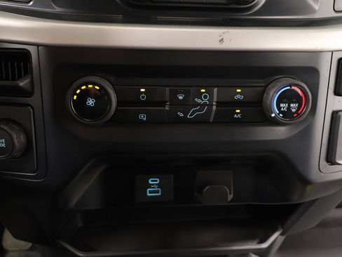 Used 2023 Ford F150 XL RWD image 9
