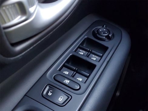 Used 2023 Jeep Renegade Latitude image 15