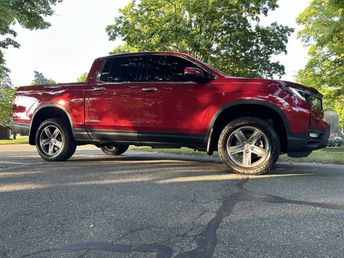 Used 2023 Honda Ridgeline RTL-E image 2
