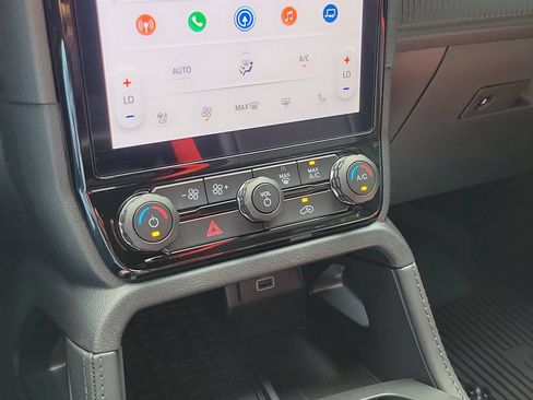Certified 2025 Ford Ranger Raptor AWD/4WD image 29