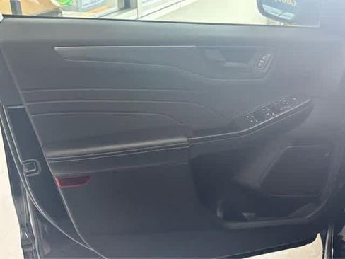 New 2025 Ford Escape Active w/ Cold Weather Package image 12