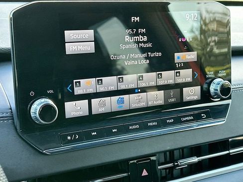 Used 2024 Mitsubishi Outlander SE Black Edition image 14