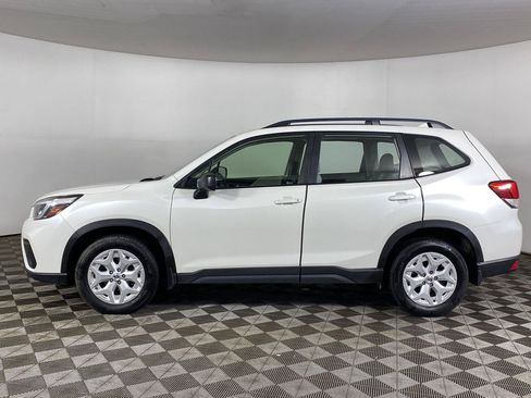 Used 2021 Subaru Forester AWD/4WD image 9