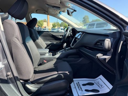 Used 2021 Subaru Outback Premium image 11