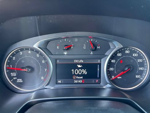 Used 2025 Chevrolet Blazer LT FWD image 42